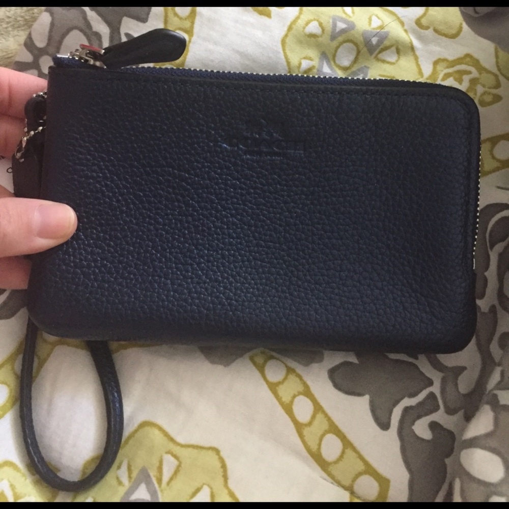 Coach double zip navy wristlet